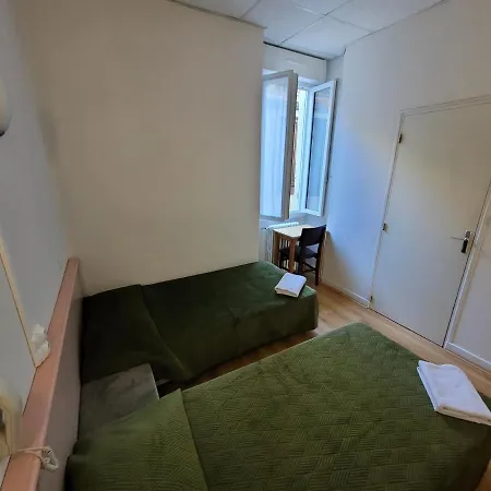 Marquette 2* Λούρδη