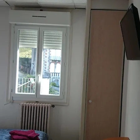 Marquette Hotel Lourdes