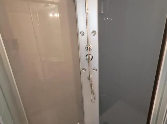 Marquette Отель