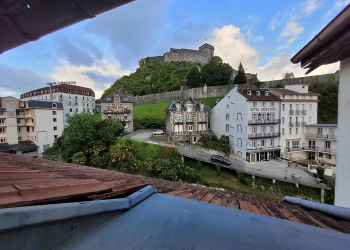 Marquette Отель